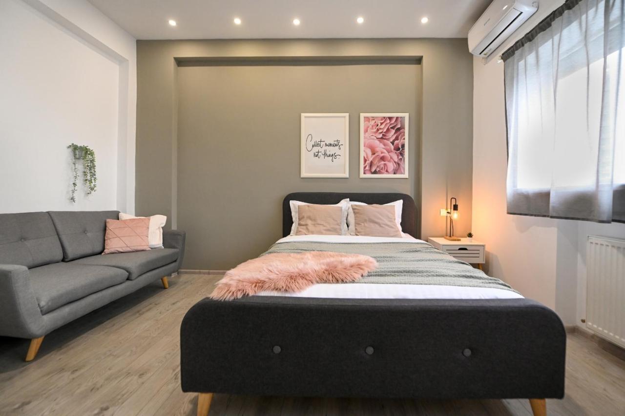 בוקרשט Splendid 2Br Apartment With Breathtaking Views Of Casa Poporului מראה חיצוני תמונה